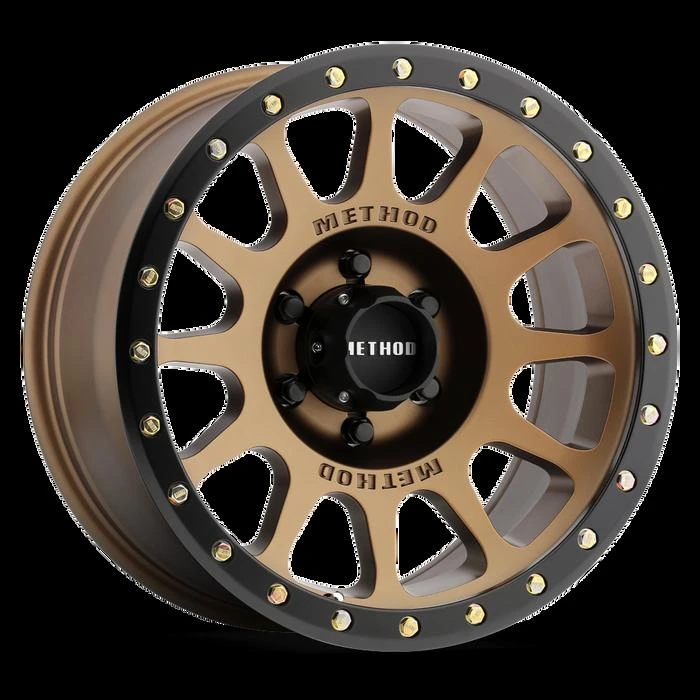 METHOD 305 NV · Method Bronze® - Matte Black Lip · product reference